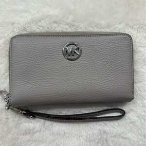 MICHAEL KORS GREY WALLET